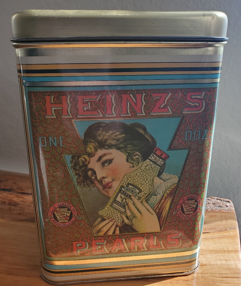 VINTAGE HEINZ'S PEARLS SQUARE TIN CHEINCO